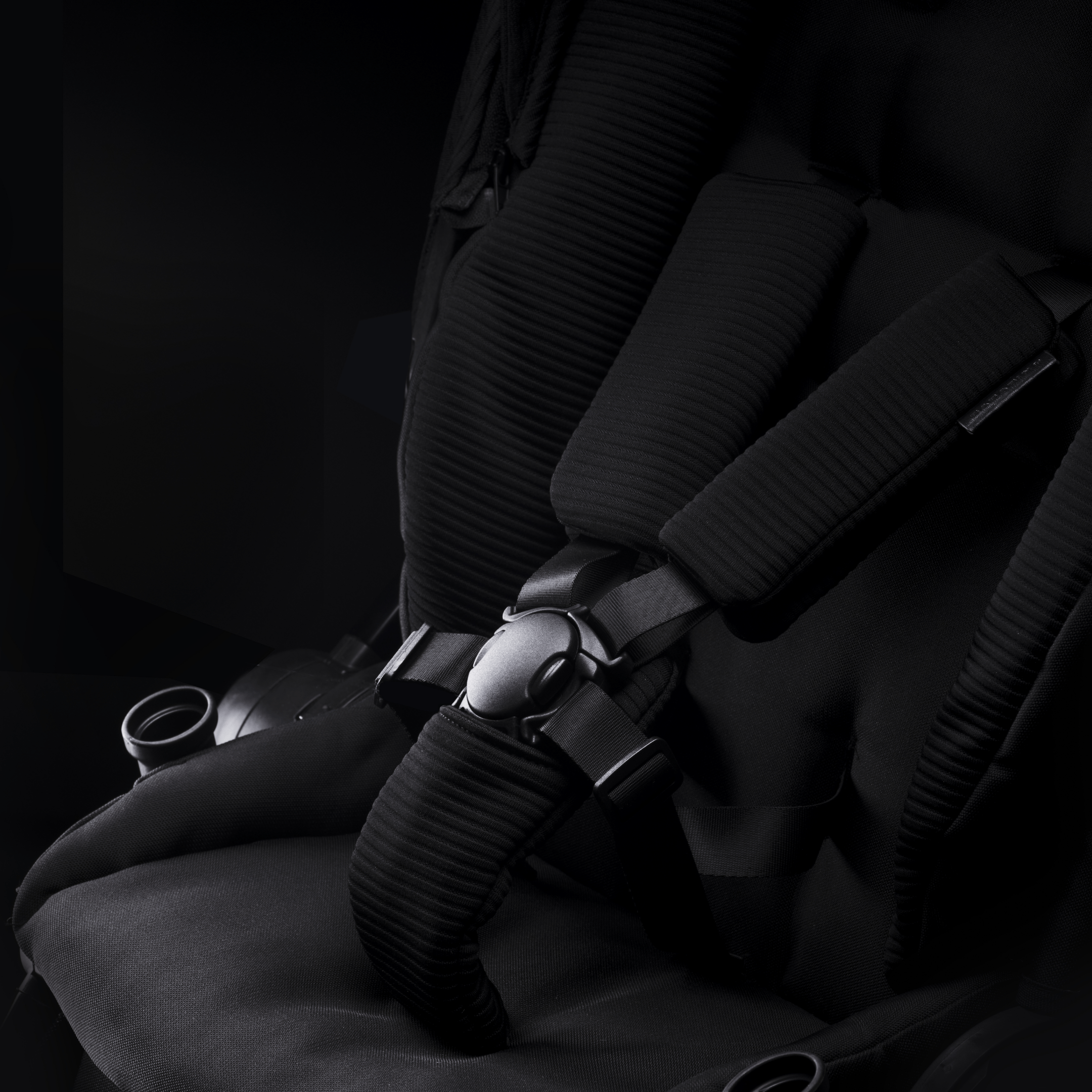 18 pc Raffi MKII Travel, Home & Feeding Bundle with spin car seat & isofix base + FREE Compact Stroller - Satin Black