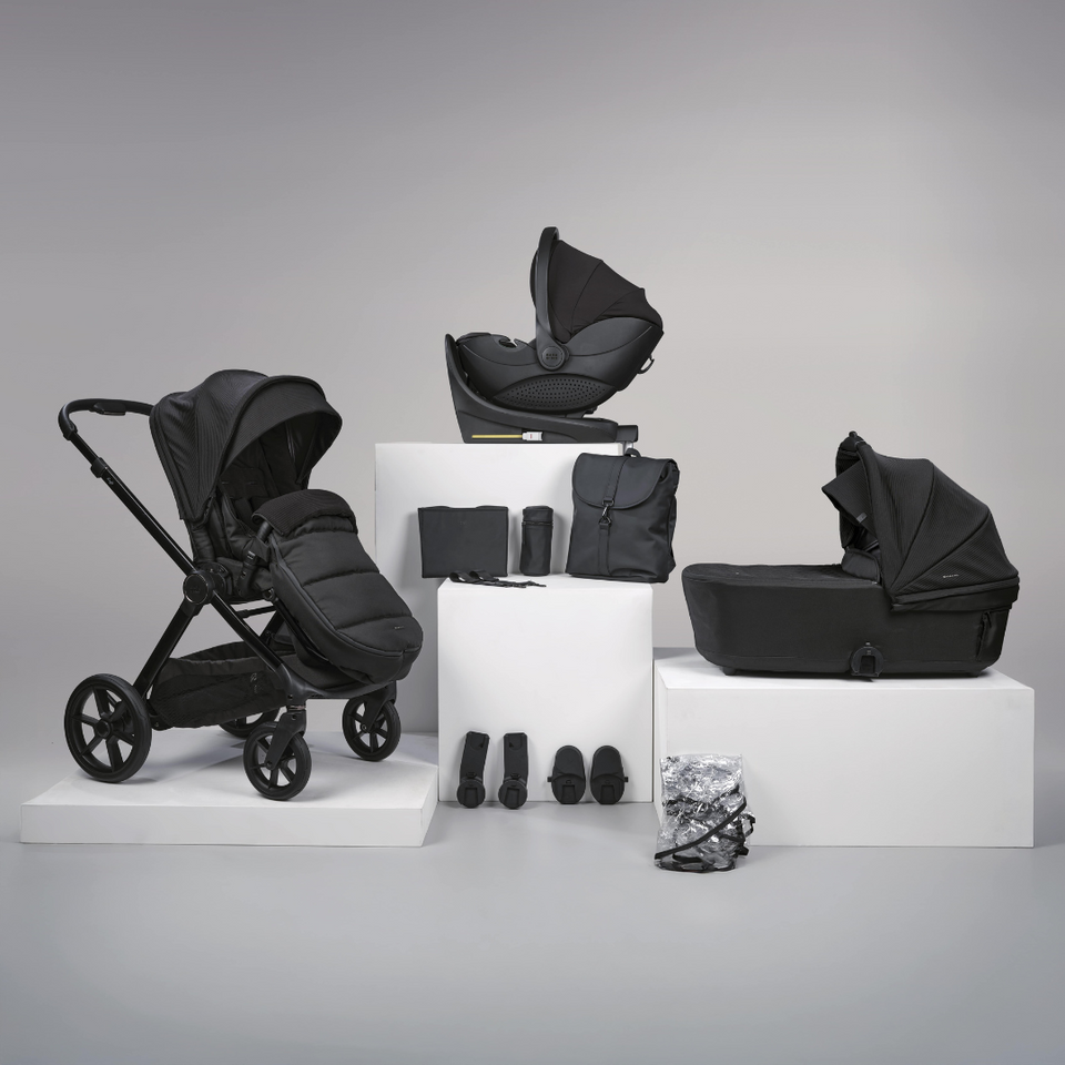 12 pc Raffi MKII Travel Bundle with spin car seat & Isofix base - Gloss Black